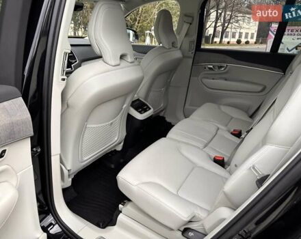 Чорний Вольво ХС90, об'ємом двигуна 1.97 л та пробігом 14 тис. км за 44000 $, фото 17 на Automoto.ua