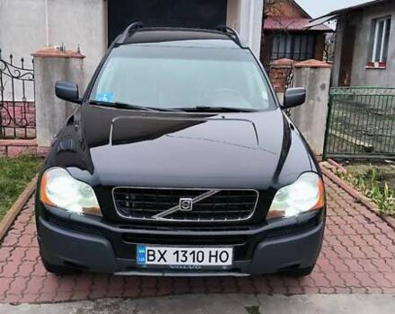 Черный Вольво ХС90, объемом двигателя 2.5 л и пробегом 326 тыс. км за 9500 $, фото 1 на Automoto.ua