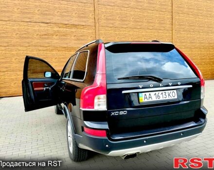 Черный Вольво ХС90, объемом двигателя 3.2 л и пробегом 270 тыс. км за 4900 $, фото 1 на Automoto.ua