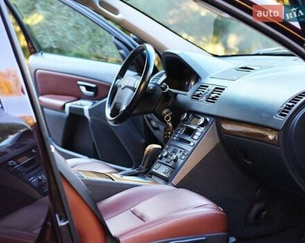 Вольво ХС90 2006 в Черкассах на Automoto.ua Фиолетовый Вольво ХС90, объемом двигателя 2.4 л и пробегом 250 тыс. км за 3500 $, фото 8 на Automoto.ua