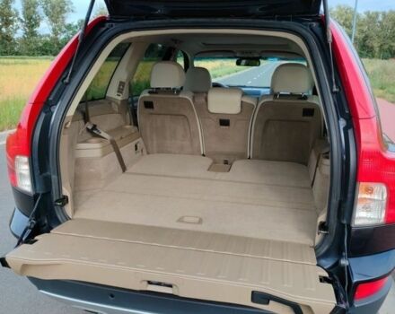 Коричневый Вольво ХС90, объемом двигателя 2.4 л и пробегом 157 тыс. км за 3600 $, фото 4 на Automoto.ua