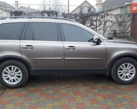 Коричневый Вольво ХС90, объемом двигателя 2.5 л и пробегом 215 тыс. км за 11299 $, фото 4 на Automoto.ua