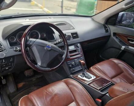 Коричневый Вольво ХС90, объемом двигателя 2.4 л и пробегом 420 тыс. км за 14000 $, фото 13 на Automoto.ua