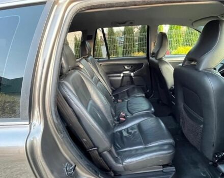 Коричневый Вольво ХС90, объемом двигателя 2.4 л и пробегом 167 тыс. км за 3850 $, фото 10 на Automoto.ua