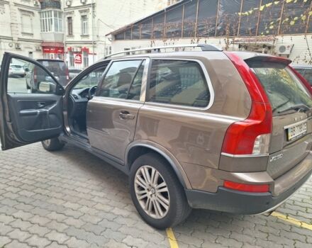 Коричневый Вольво ХС90, объемом двигателя 2.4 л и пробегом 207 тыс. км за 17500 $, фото 4 на Automoto.ua