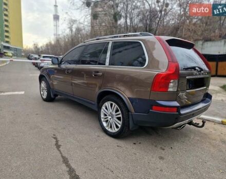Коричневый Вольво ХС90, объемом двигателя 2.4 л и пробегом 420 тыс. км за 14000 $, фото 4 на Automoto.ua