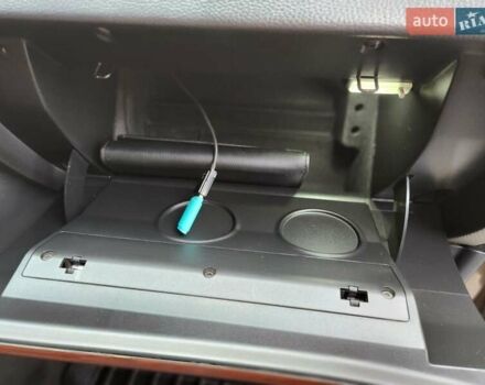 Коричневый Вольво ХС90, объемом двигателя 2.4 л и пробегом 289 тыс. км за 17250 $, фото 13 на Automoto.ua