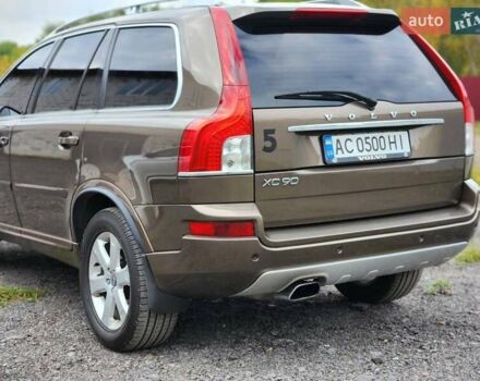 Коричневый Вольво ХС90, объемом двигателя 2.4 л и пробегом 289 тыс. км за 17250 $, фото 6 на Automoto.ua