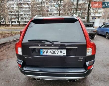 Коричневый Вольво ХС90, объемом двигателя 2.4 л и пробегом 235 тыс. км за 18000 $, фото 1 на Automoto.ua