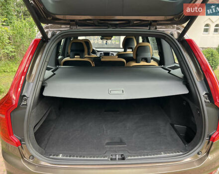 Коричневий Вольво ХС90, об'ємом двигуна 2 л та пробігом 181 тис. км за 29450 $, фото 38 на Automoto.ua