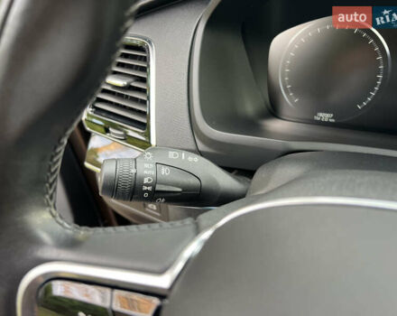 Коричневий Вольво ХС90, об'ємом двигуна 2 л та пробігом 181 тис. км за 29450 $, фото 82 на Automoto.ua