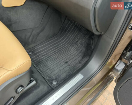 Коричневий Вольво ХС90, об'ємом двигуна 2 л та пробігом 181 тис. км за 29450 $, фото 148 на Automoto.ua