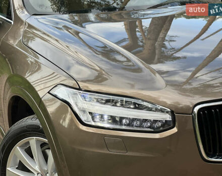 Коричневий Вольво ХС90, об'ємом двигуна 2 л та пробігом 181 тис. км за 29450 $, фото 11 на Automoto.ua