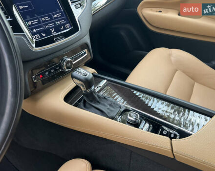 Коричневий Вольво ХС90, об'ємом двигуна 2 л та пробігом 181 тис. км за 29450 $, фото 104 на Automoto.ua