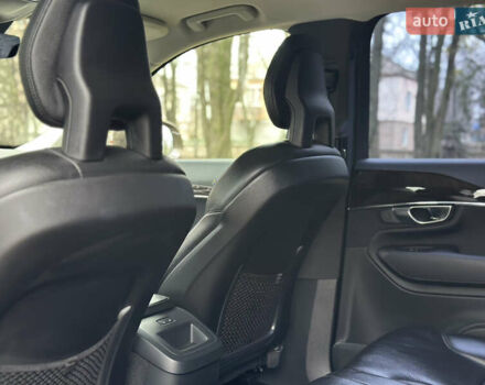 Коричневый Вольво ХС90, объемом двигателя 2 л и пробегом 53 тыс. км за 37000 $, фото 13 на Automoto.ua