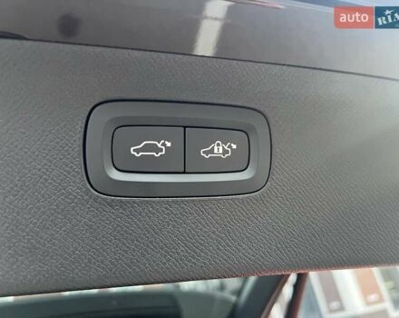 Коричневый Вольво ХС90, объемом двигателя 1.97 л и пробегом 40 тыс. км за 28800 $, фото 31 на Automoto.ua