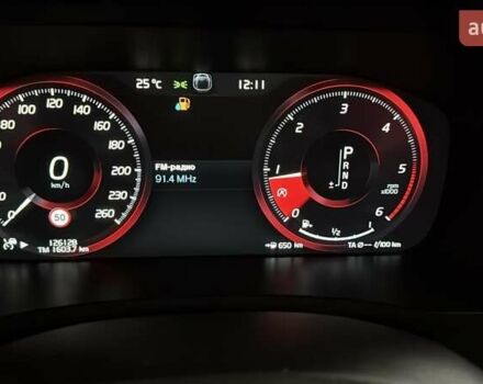 Коричневый Вольво ХС90, объемом двигателя 1.97 л и пробегом 126 тыс. км за 37200 $, фото 7 на Automoto.ua