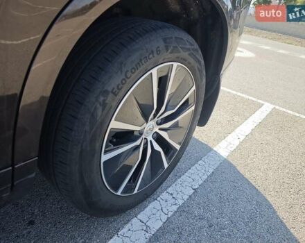 Коричневый Вольво ХС90, объемом двигателя 1.97 л и пробегом 71 тыс. км за 47700 $, фото 17 на Automoto.ua