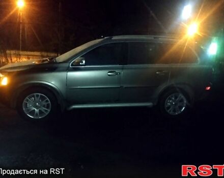 Коричневый Вольво ХС90, объемом двигателя 2.4 л и пробегом 318 тыс. км за 13000 $, фото 1 на Automoto.ua