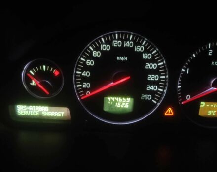 Красный Вольво ХС90, объемом двигателя 0 л и пробегом 444 тыс. км за 5300 $, фото 10 на Automoto.ua