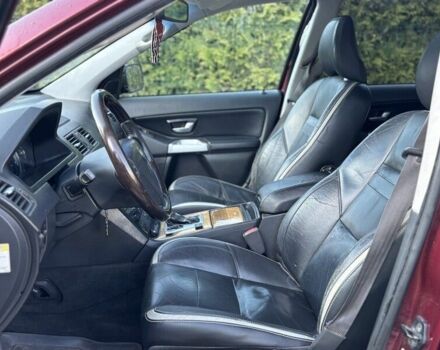 Красный Вольво ХС90, объемом двигателя 2.4 л и пробегом 189 тыс. км за 2275 $, фото 10 на Automoto.ua