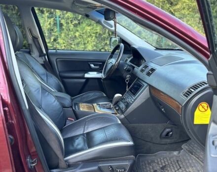 Красный Вольво ХС90, объемом двигателя 2.4 л и пробегом 189 тыс. км за 2275 $, фото 14 на Automoto.ua