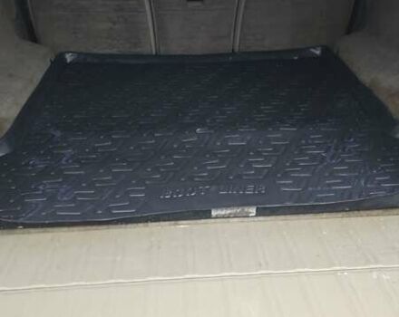 Красный Вольво ХС90, объемом двигателя 2.4 л и пробегом 399 тыс. км за 8500 $, фото 10 на Automoto.ua