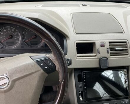 Красный Вольво ХС90, объемом двигателя 2 л и пробегом 263 тыс. км за 4166 $, фото 7 на Automoto.ua