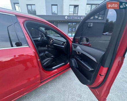 Красный Вольво ХС90, объемом двигателя 2 л и пробегом 173 тыс. км за 24400 $, фото 7 на Automoto.ua