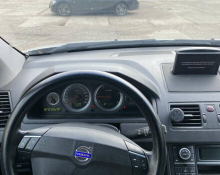 Вольво ХС90, объемом двигателя 2.4 л и пробегом 250 тыс. км за 11800 $, фото 9 на Automoto.ua