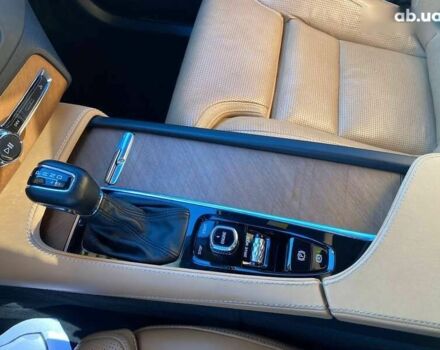 Вольво ХС90, объемом двигателя 2 л и пробегом 174 тыс. км за 24400 $, фото 18 на Automoto.ua