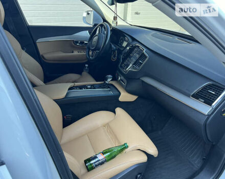 Вольво ХС90, объемом двигателя 2 л и пробегом 226 тыс. км за 28800 $, фото 9 на Automoto.ua