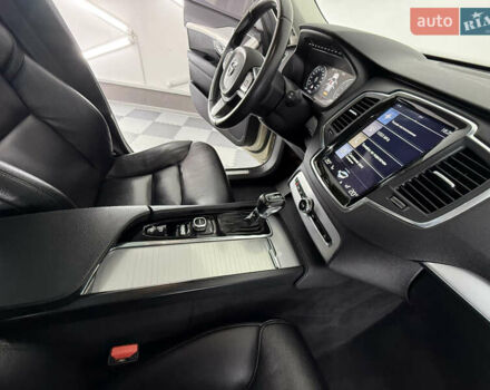 Вольво ХС90, объемом двигателя 2 л и пробегом 135 тыс. км за 20999 $, фото 30 на Automoto.ua