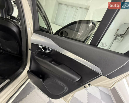 Вольво ХС90, объемом двигателя 2 л и пробегом 135 тыс. км за 20999 $, фото 46 на Automoto.ua