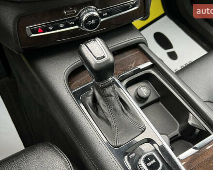 Вольво ХС90, объемом двигателя 0 л и пробегом 176 тыс. км за 22900 $, фото 14 на Automoto.ua