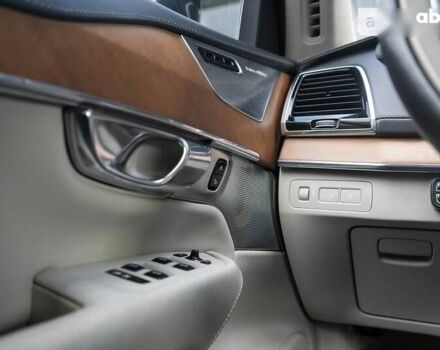 Вольво ХС90, объемом двигателя 0 л и пробегом 140 тыс. км за 39999 $, фото 27 на Automoto.ua