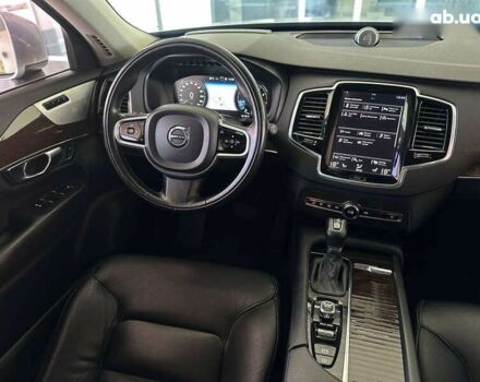 Вольво ХС90, объемом двигателя 2 л и пробегом 201 тыс. км за 27300 $, фото 23 на Automoto.ua