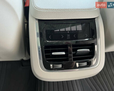 Вольво ХС90, объемом двигателя 2 л и пробегом 62 тыс. км за 30999 $, фото 26 на Automoto.ua