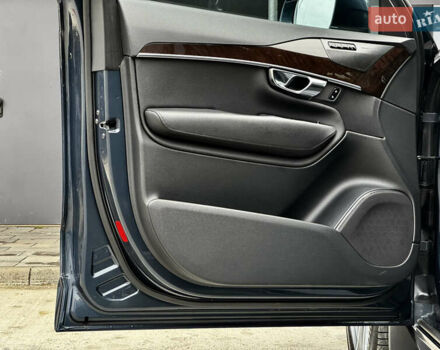 Вольво ХС90, объемом двигателя 2 л и пробегом 195 тыс. км за 28950 $, фото 21 на Automoto.ua