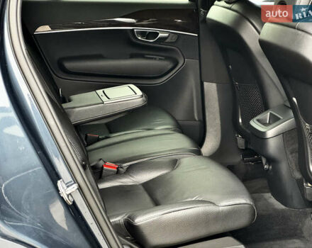 Вольво ХС90, объемом двигателя 2 л и пробегом 195 тыс. км за 28950 $, фото 31 на Automoto.ua