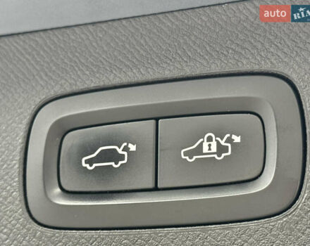 Вольво ХС90, объемом двигателя 2 л и пробегом 195 тыс. км за 28950 $, фото 18 на Automoto.ua