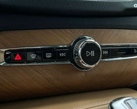 Вольво ХС90, об'ємом двигуна 0 л та пробігом 140 тис. км за 43500 $, фото 17 на Automoto.ua