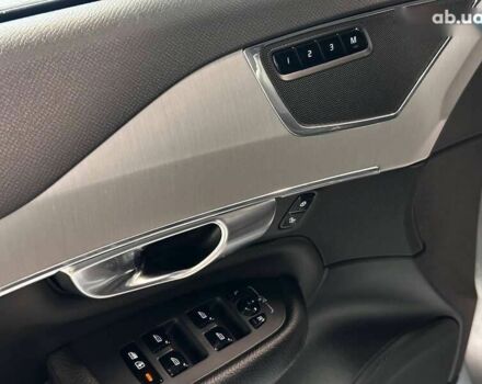 Вольво ХС90 2019 в Львове на Automoto.ua Вольво ХС90, объемом двигателя 2 л и пробегом 117 тыс. км за 36900 $, фото 16 на Automoto.ua