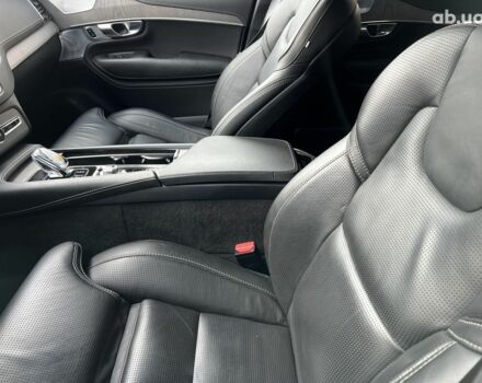 Вольво ХС90, объемом двигателя 1.97 л и пробегом 46 тыс. км за 54900 $, фото 7 на Automoto.ua