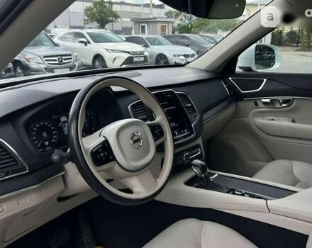 Вольво ХС90, об'ємом двигуна 2 л та пробігом 68 тис. км за 40900 $, фото 7 на Automoto.ua