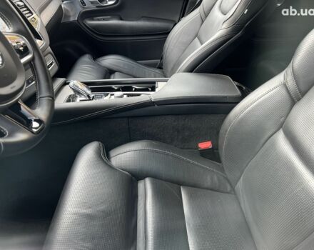 Вольво ХС90, объемом двигателя 1.97 л и пробегом 46 тыс. км за 54900 $, фото 16 на Automoto.ua