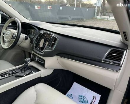 Вольво ХС90, об'ємом двигуна 2 л та пробігом 196 тис. км за 27800 $, фото 28 на Automoto.ua