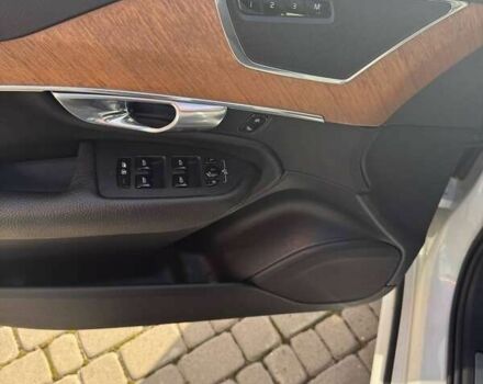 Вольво ХС90, объемом двигателя 0 л и пробегом 33 тыс. км за 39000 $, фото 9 на Automoto.ua