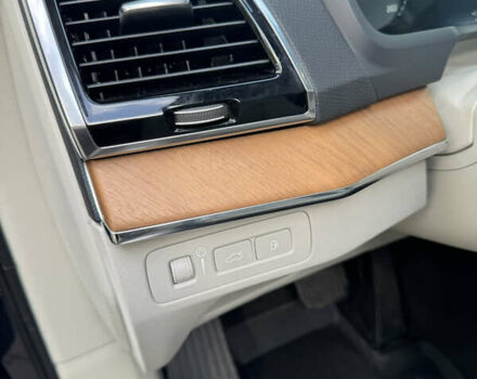 Вольво ХС90, объемом двигателя 1.97 л и пробегом 99 тыс. км за 49999 $, фото 3 на Automoto.ua