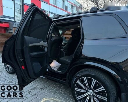 Вольво ХС90, объемом двигателя 0 л и пробегом 24 тыс. км за 94000 $, фото 28 на Automoto.ua